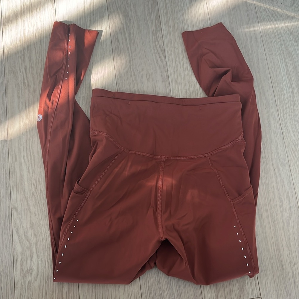 Lululemon Fast and Free High-Rise Tight 25” Pockets *Updated
Dark Terracotta - Picture 6 of 13